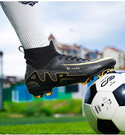 Novas chuteiras masculinas de futebol, chuteiras de futebol rápido, chuteiras de campo de futebol profissional, tênis originais para meninos de futsal TF/FG