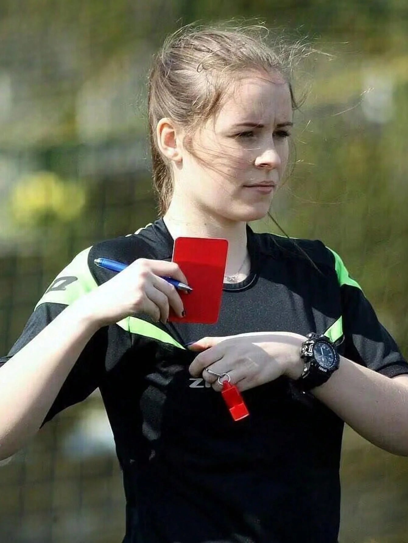 Kit de Futebol - Apito de Metal com Conjunto de Cartões de Árbitro, Cartões de Árbitro para Futebol, Kits de Árbitro Ideais para Esportes de Jogo