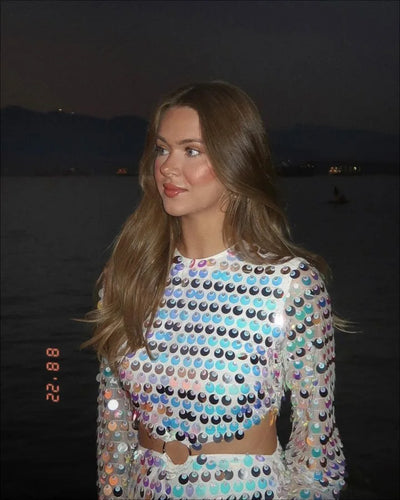 Vestido novo primavera/verão 2024, moda feminina, cor sólida, lantejoulas, manga flare, vestido feminino sexy, gola redonda, irregularular Mini Dress