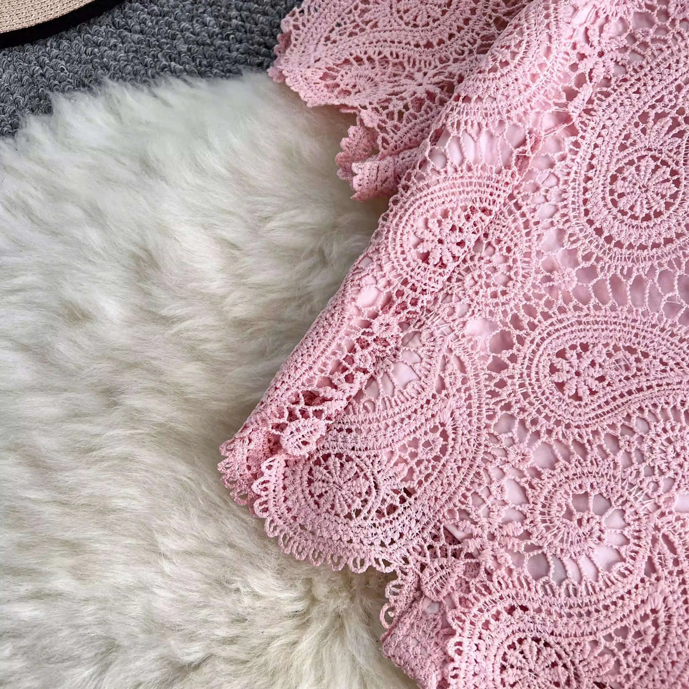 Elegante vestido longo de pérolas, conjunto feminino de 2 peças, manga curta, flor, bordado, camisa de renda, saia midi evasê