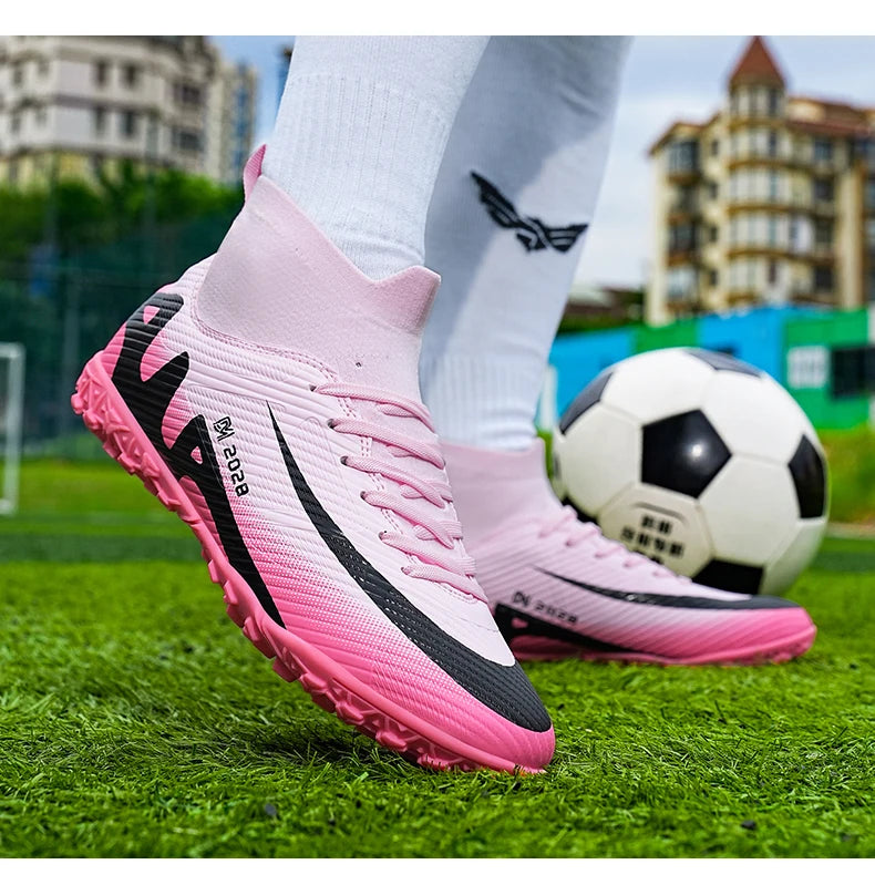 Novas chuteiras masculinas de futebol, chuteiras de futebol rápido, chuteiras de campo de futebol profissional, tênis originais para meninos de futsal TF/FG