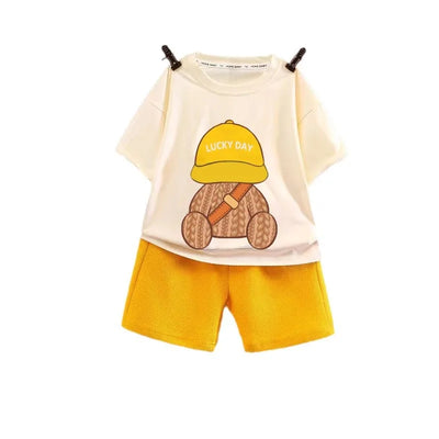 Novo conjunto de roupas de verão para meninos, camiseta e shorts casuais soltos para meninos, manga curta, camiseta de bebê, chapéu de caixa, urso
