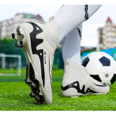 Novas chuteiras masculinas de futebol, chuteiras de futebol rápido, chuteiras de campo de futebol profissional, tênis originais para meninos de futsal TF/FG