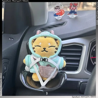 Mini assento de segurança para boneca de pelúcia Kawaii Labubu Idol Assento para boneca de carro Enfeite para carro Aromatratamento de ar Acessórios de decoração