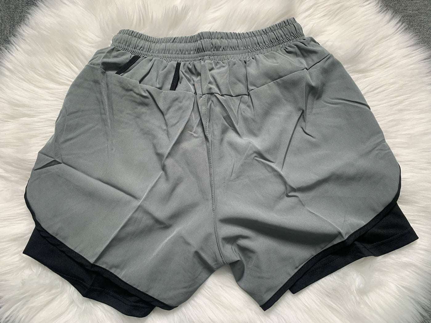 Shorts esportivos casuais anti-exposição de camada dupla masculinos, mais vendidos no verão, para corrida, fitness, calças três quartos