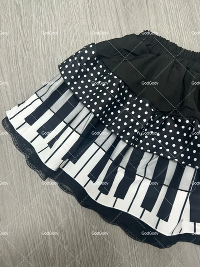 Saia curta feminina primavera preto e branco emendada 2025 Y2K design fino Harajuku mini saia feminina estilo império coreano chique saia piano