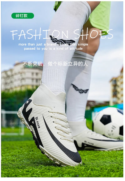 Novas chuteiras masculinas de futebol, chuteiras de futebol rápido, chuteiras de campo de futebol profissional, tênis originais para meninos de futsal TF/FG
