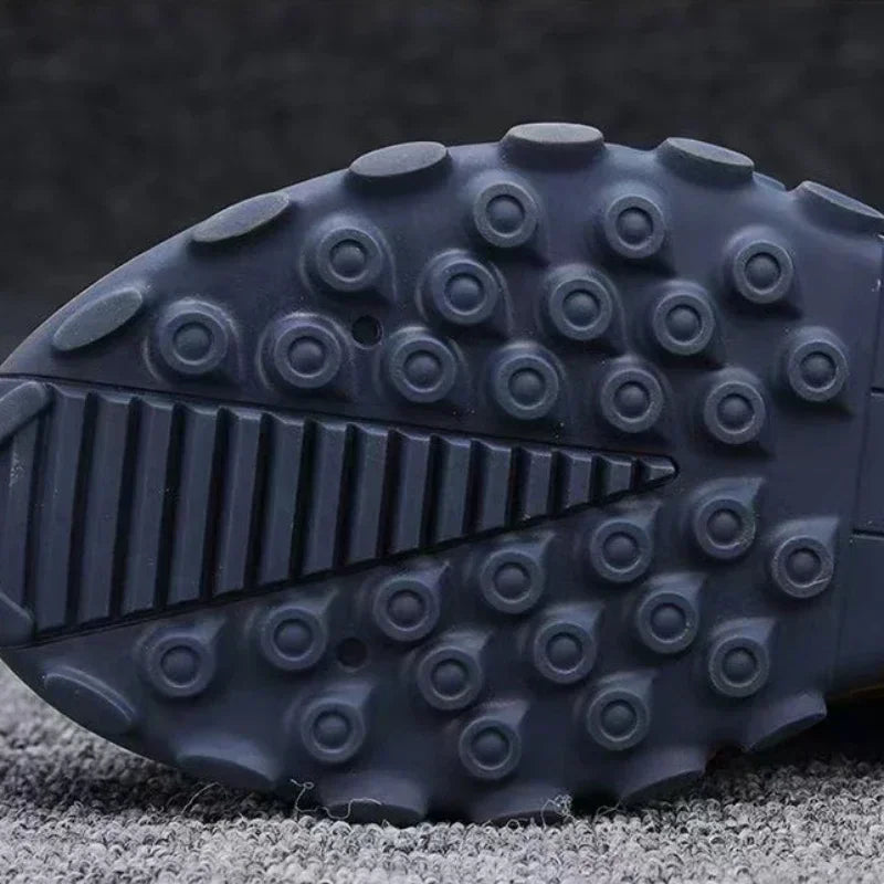 Tênis masculinos de sola grossa, calçados da moda, versáteis, vulcanizados, com cadarço, para corrida ao ar livre, antiderrapantes