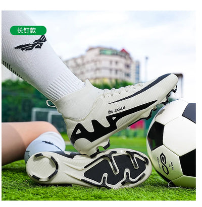 Novas chuteiras masculinas de futebol, chuteiras de futebol rápido, chuteiras de campo de futebol profissional, tênis originais para meninos de futsal TF/FG