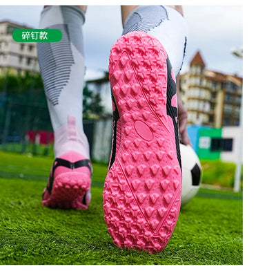 Novas chuteiras masculinas de futebol, chuteiras de futebol rápido, chuteiras de campo de futebol profissional, tênis originais para meninos de futsal TF/FG