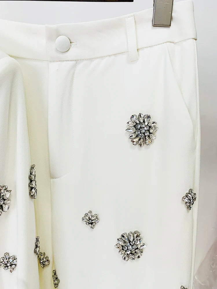 Conjunto de terno de grife da moda 2024 da High Street, luxuoso, com strass, diamantes, contas, blazer, calça flare, 2 peças