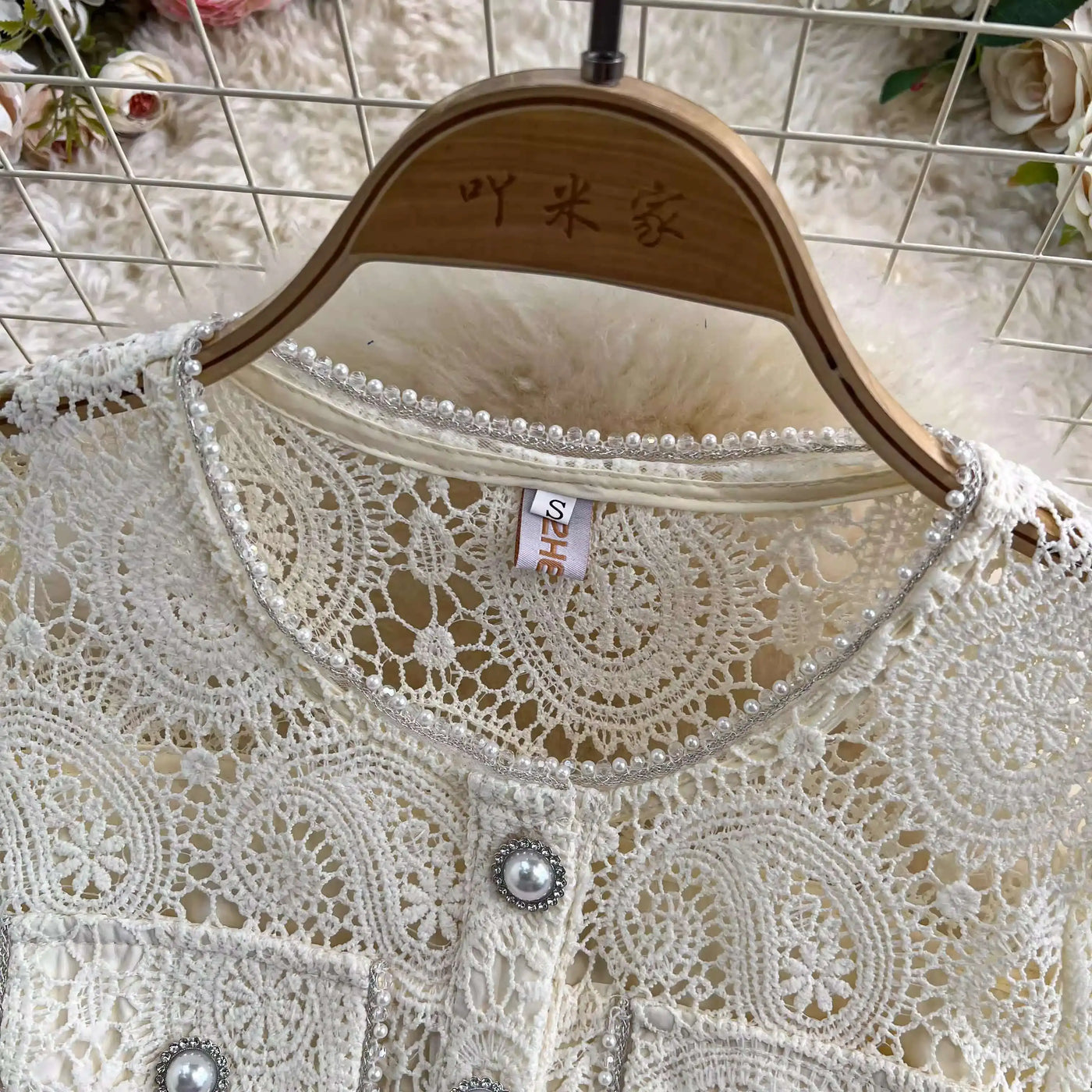 Elegante vestido longo de pérolas, conjunto feminino de 2 peças, manga curta, flor, bordado, camisa de renda, saia midi evasê