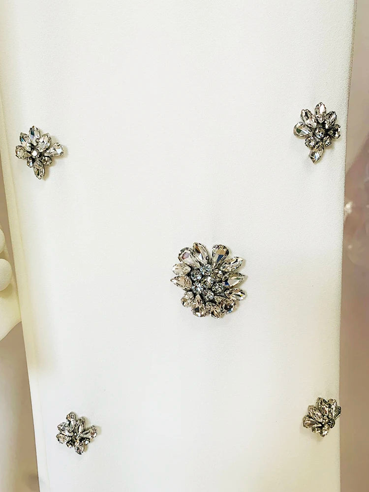 Conjunto de terno de grife da moda 2024 da High Street, luxuoso, com strass, diamantes, contas, blazer, calça flare, 2 peças