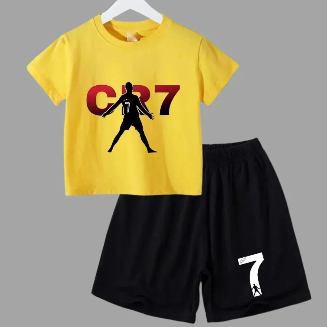 Terno esportivo infantil de verão 2025, camiseta casual de manga curta + shorts, roupa esportiva infantil CR7 Ronaldo