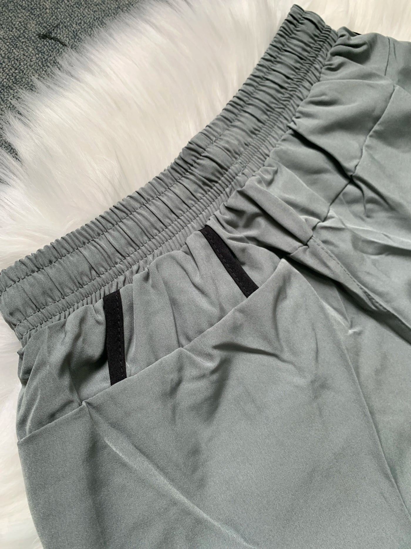Shorts esportivos casuais anti-exposição de camada dupla masculinos, mais vendidos no verão, para corrida, fitness, calças três quartos