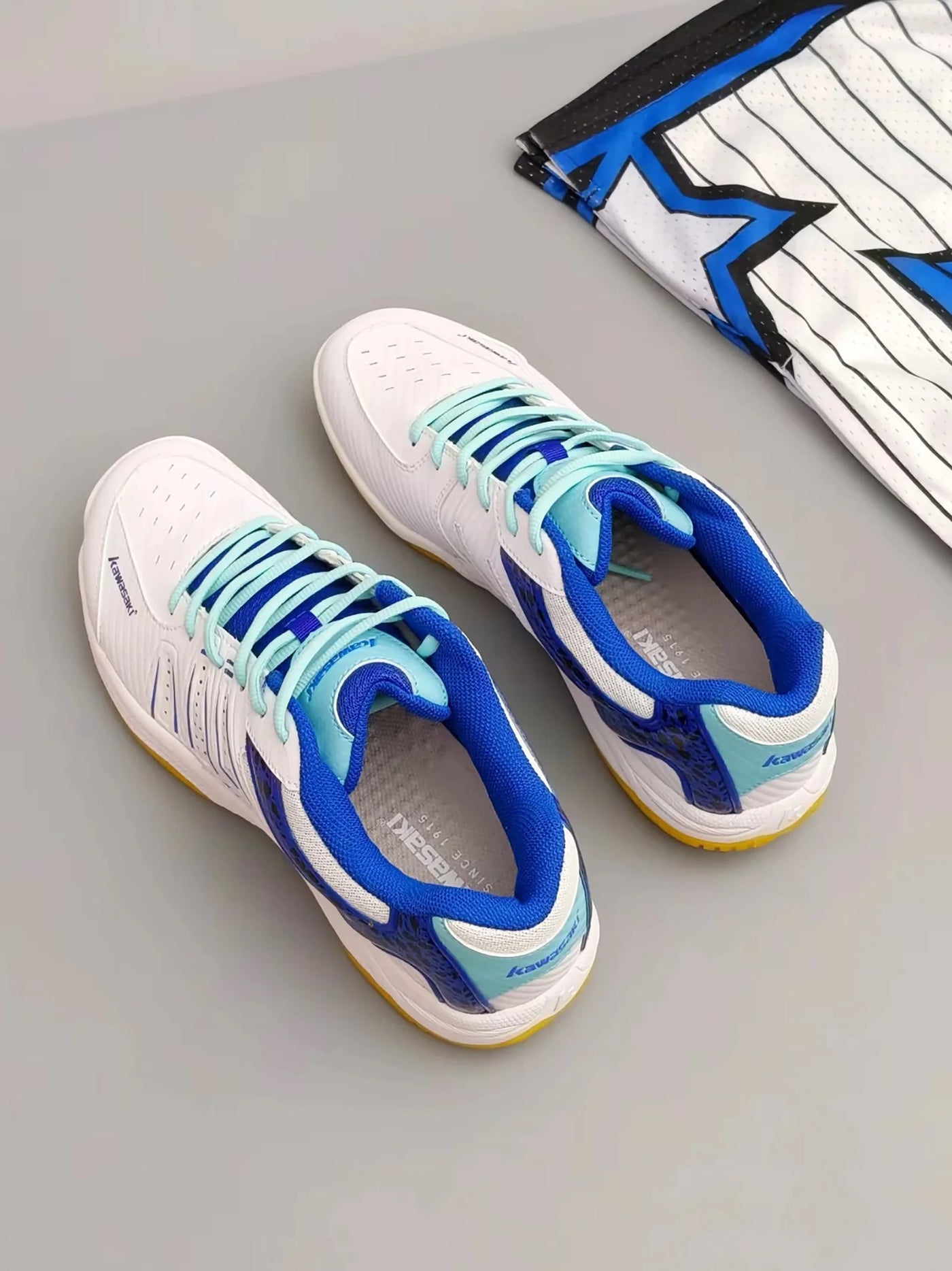 Kawasaki Novos Tênis de Badminton Masculino Respirável Antiderrapante Calçados Esportivos para Homens e Mulheres K-065D